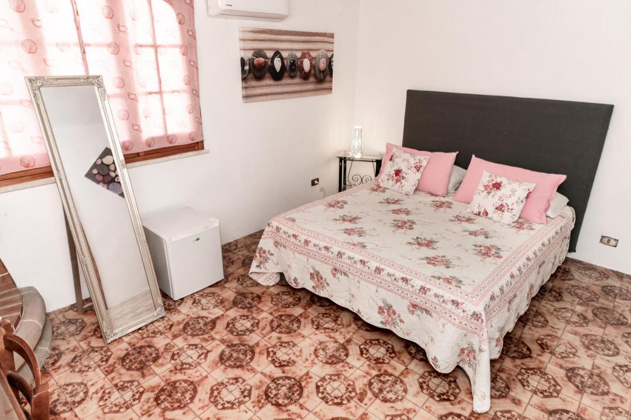 Casa Vacanza Gico' Alezio Buitenkant foto