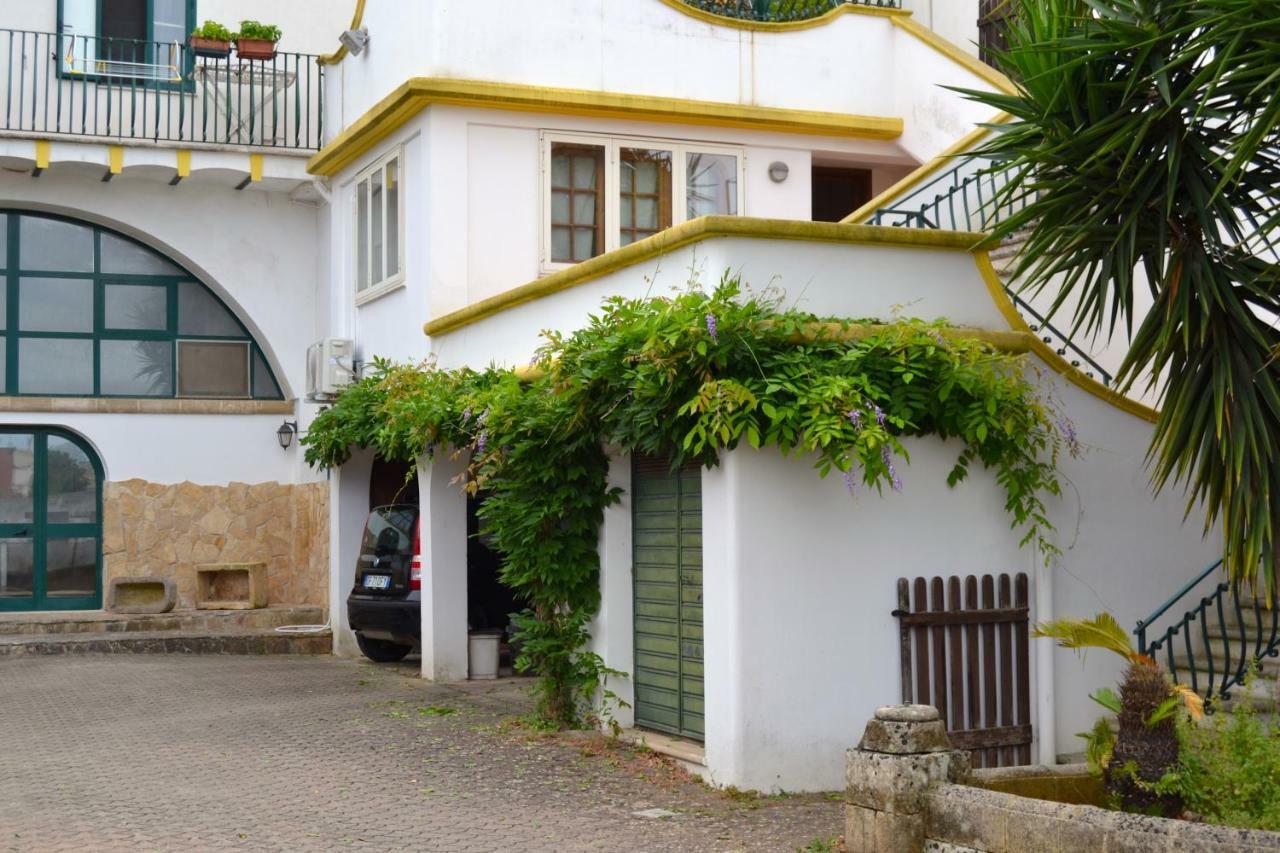 Casa Vacanza Gico' Alezio Buitenkant foto